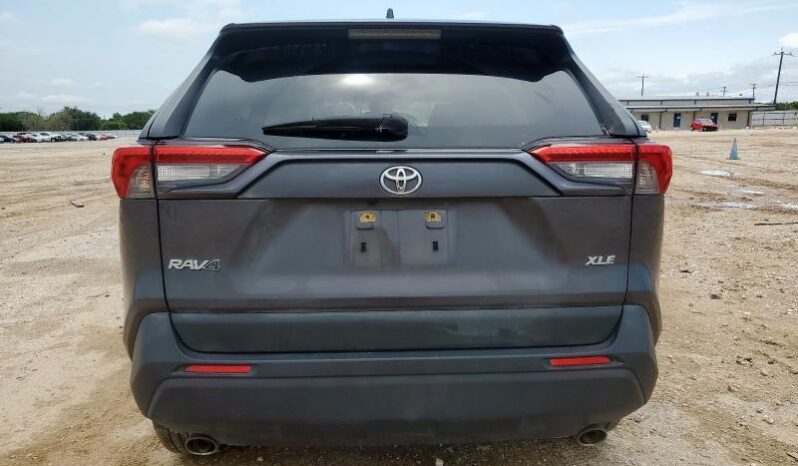 
								2020 Toyota Rav4 full									