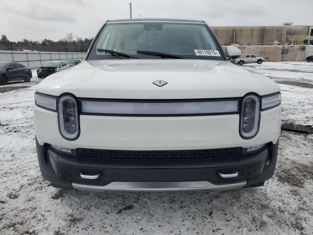 2023 Rivian R1s