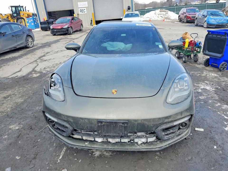 2023 Porsche Panamera