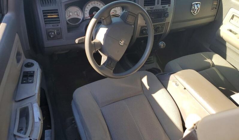 
								2006 Dodge Dakota full									