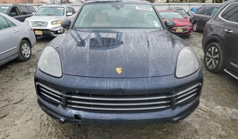 
								2019 Porsche Cayenne full									