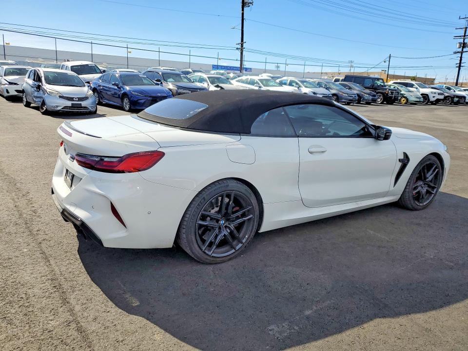 2024 BMW M8