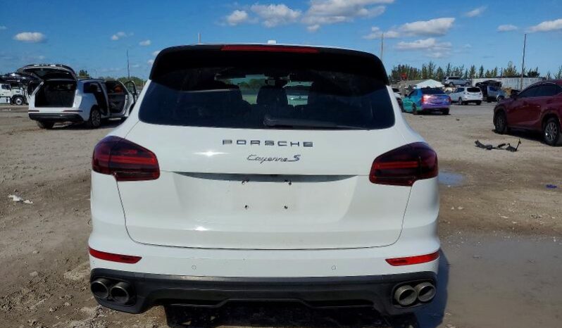 
								2016 Porsche Cayenne full									