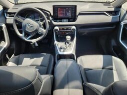 
										2022 Toyota Rav4 full									
