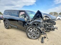 
										2025 Rivian R1s full									