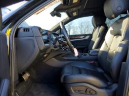 
										2024 Porsche Cayenne full									