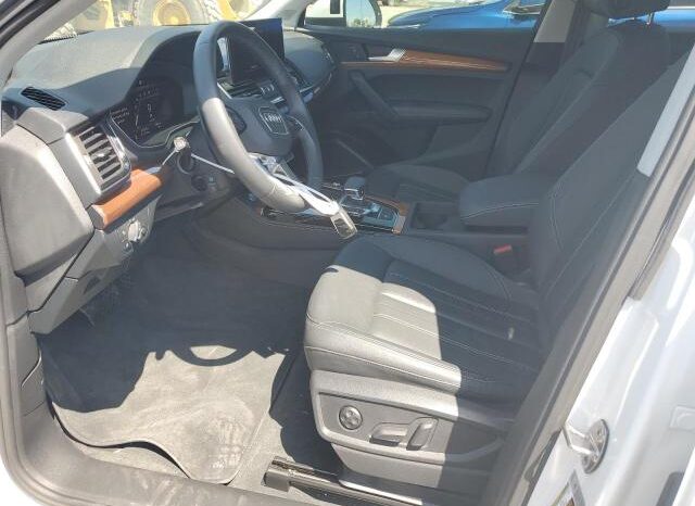 
								2023 Audi Q5 full									