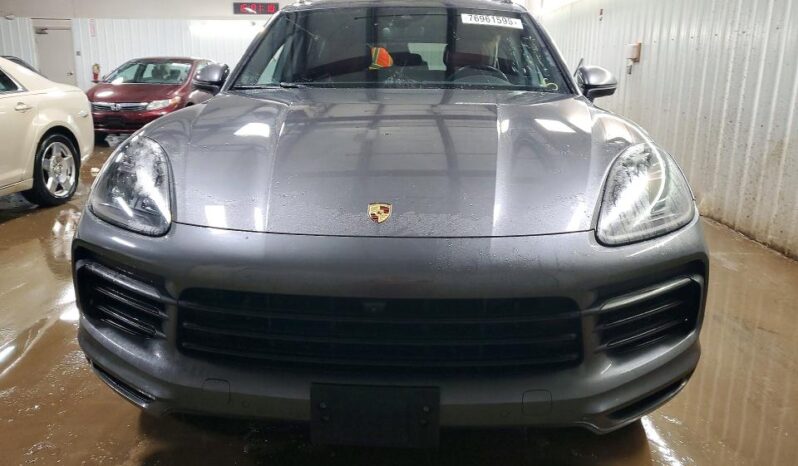 
								2020 Porsche Cayenne full									