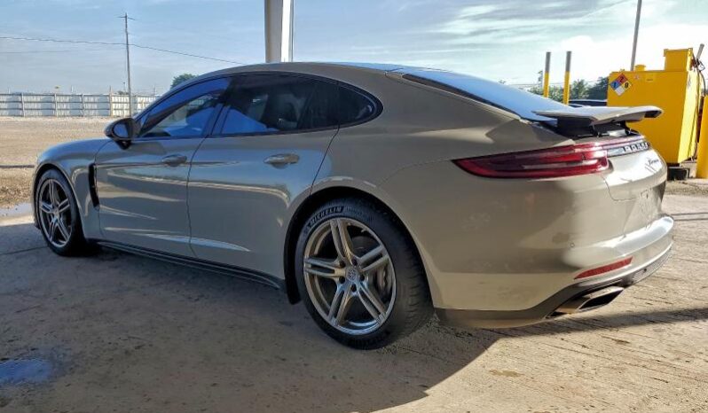 
								2018 Porsche Panamera full									