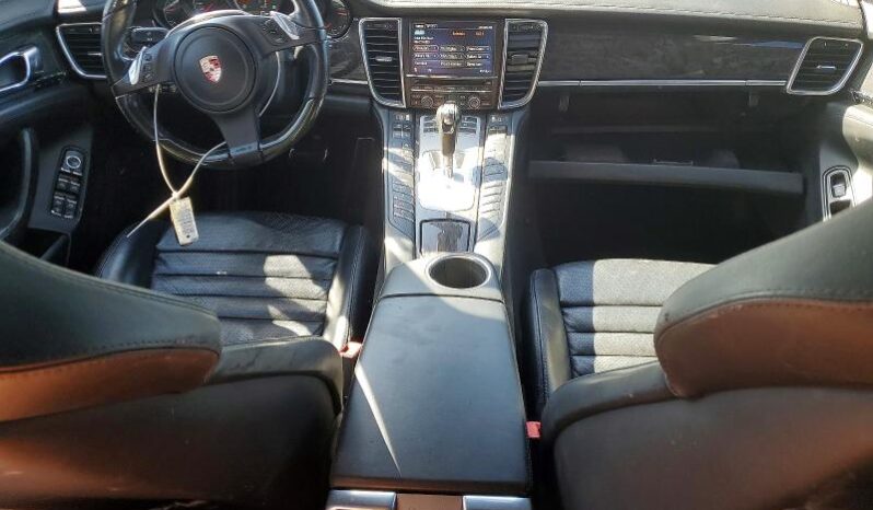 
								2012 Porsche Panamera full									
