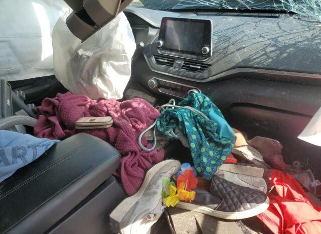 
								2019 Nissan Altima s full									