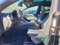 
										2021 Audi Q8 full									