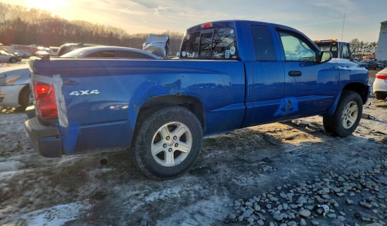 
								2011 Dodge Dakota full									