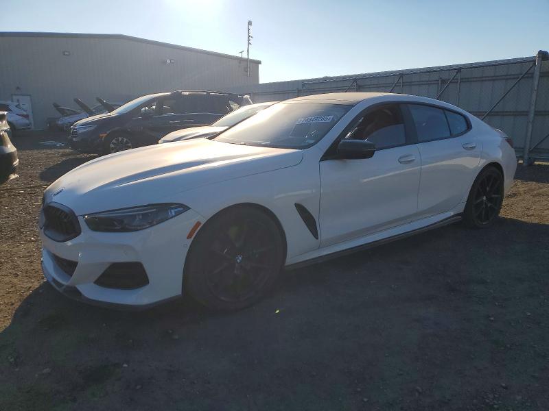 2023 BMW M8