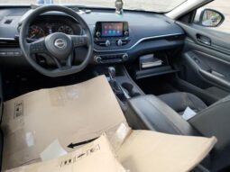 
										2023 Nissan Altima s full									