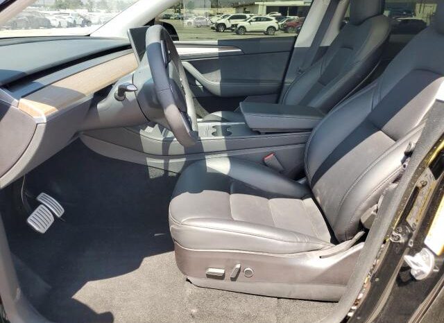 
								2022 Tesla Model y full									