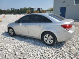 
										2014 Chevrolet Cruze ls full									