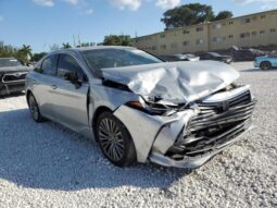 
										2021 Toyota Avalon full									