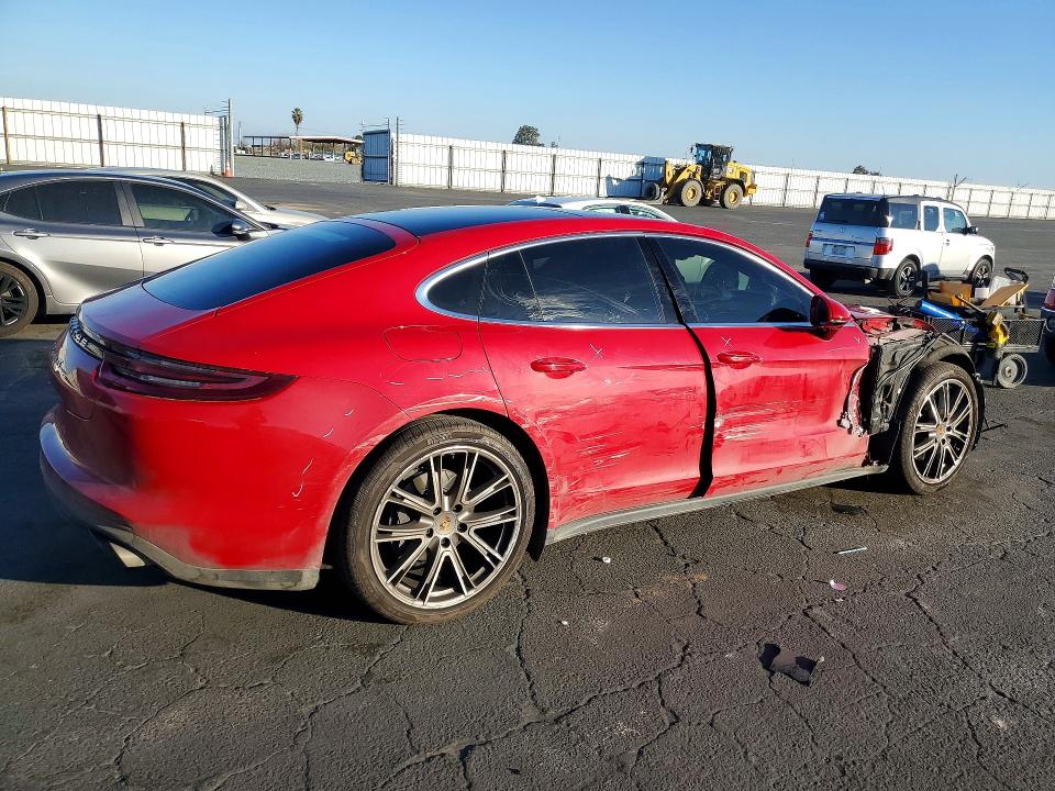 2020 Porsche Panamera
