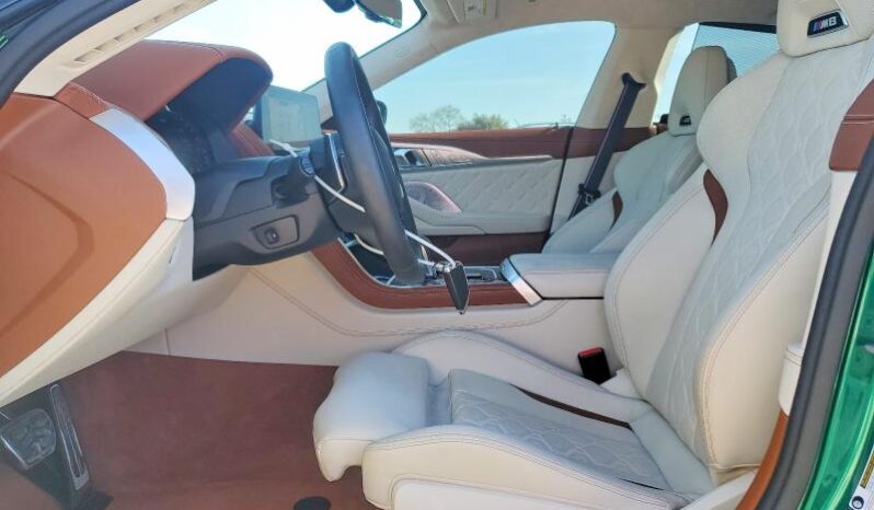 
								2025 BMW M8 full									