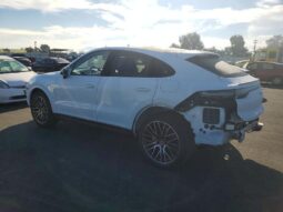 
										2022 Porsche Cayenne full									