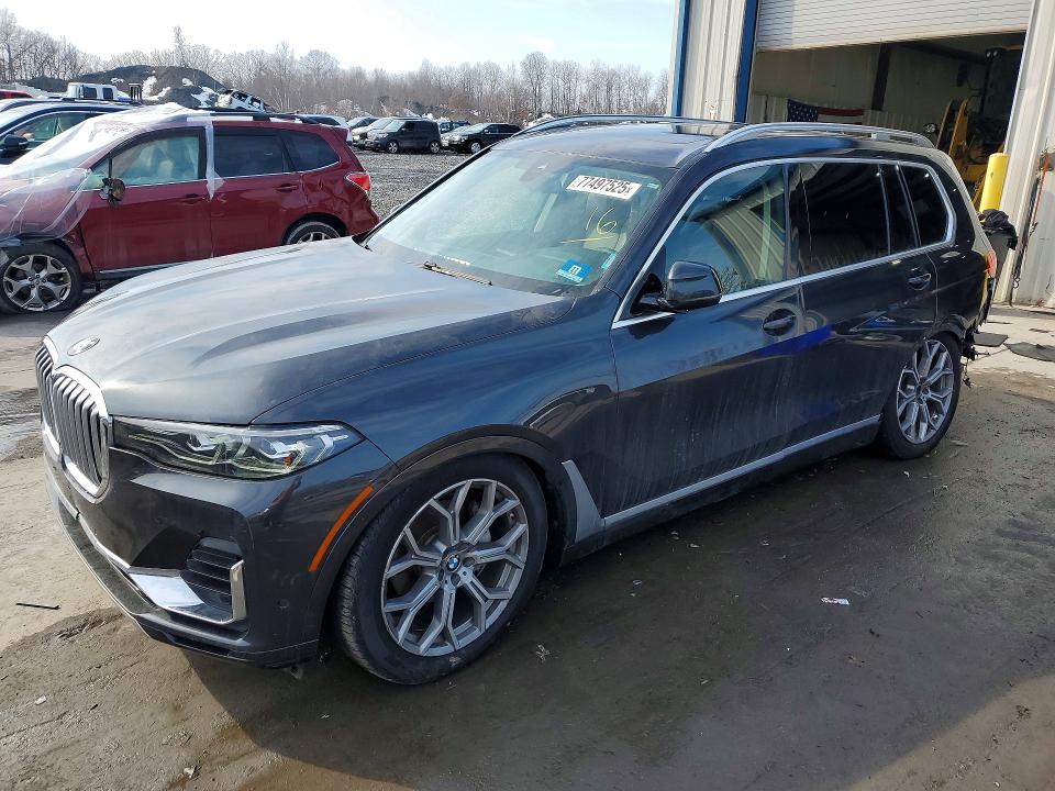2020 BMW X7
