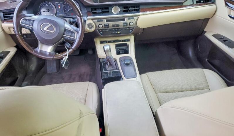 
								2017 Lexus Es 350 full									