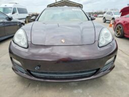 
										2013 Porsche Panamera full									