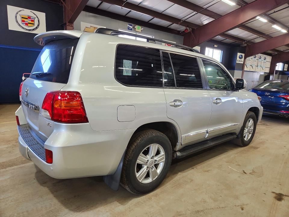 2013 Toyota Land cruiser