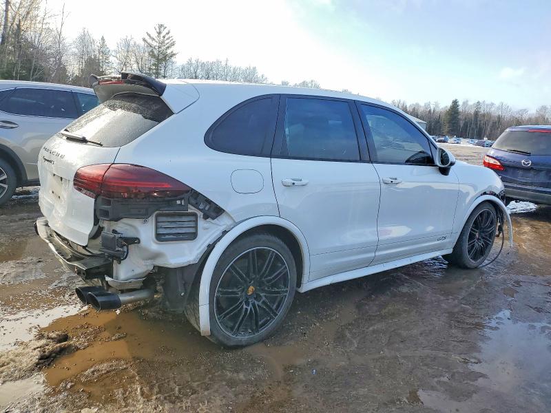 2016 Porsche Cayenne