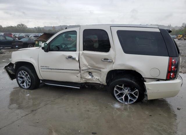 
								2012 Gmc Yukon full									