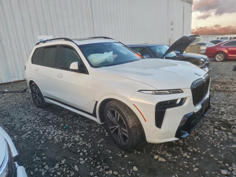 2024 BMW X7