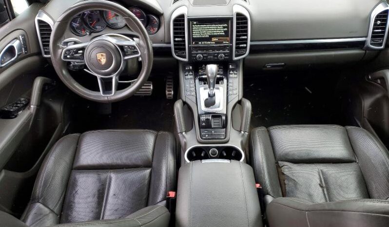 
								2016 Porsche Cayenne full									