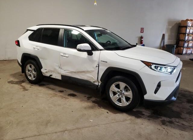 
								2021 Toyota Rav4 full									