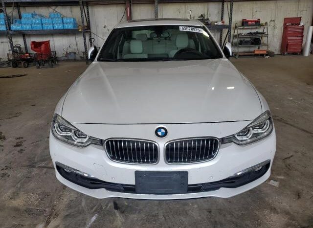 
								2017 BMW 3 series full									