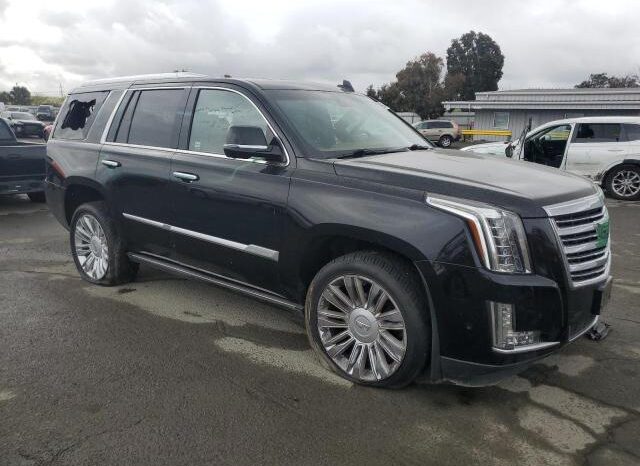 
								2018 Cadillac Escalade full									
