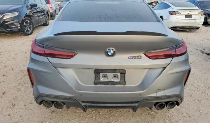 
								2025 BMW M8 full									