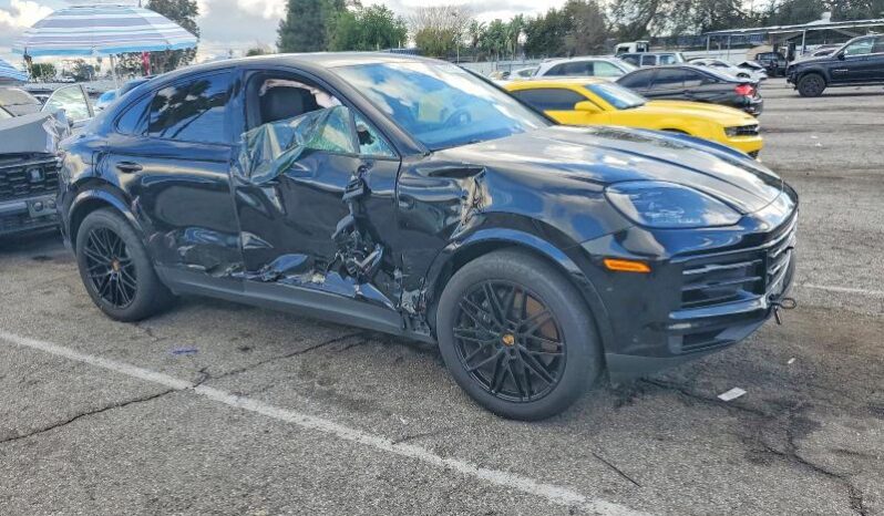 
								2024 Porsche Cayenne full									