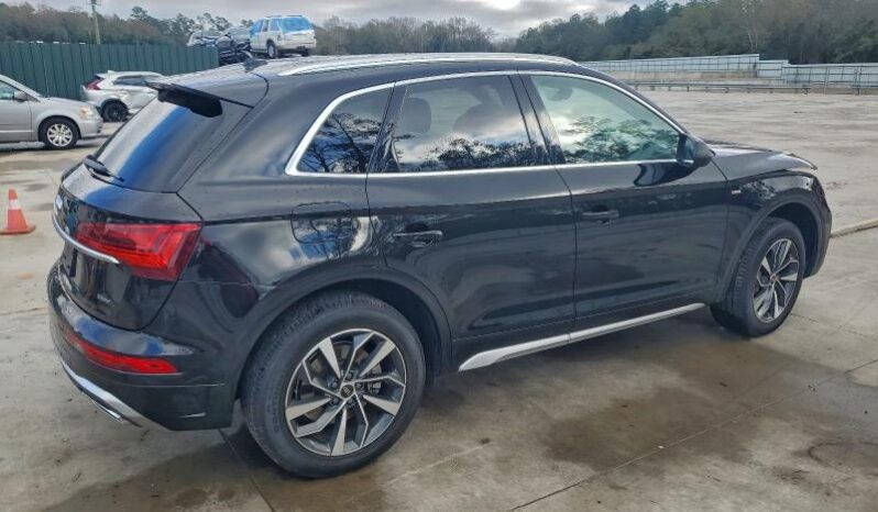 
								2022 Audi Q5 full									