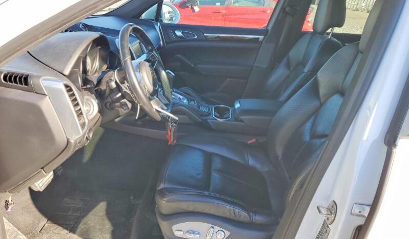 
								2016 Porsche Cayenne full									