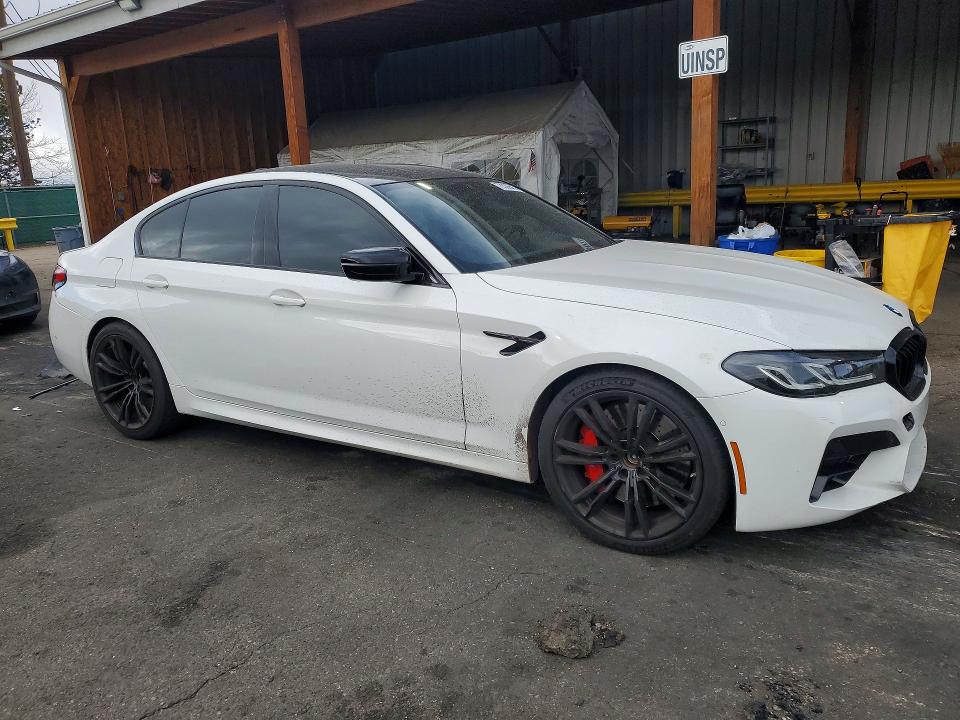 2023 BMW M5