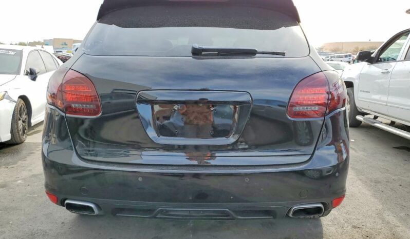
								2013 Porsche Cayenne full									