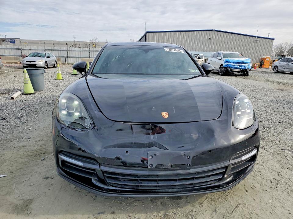 2019 Porsche Panamera