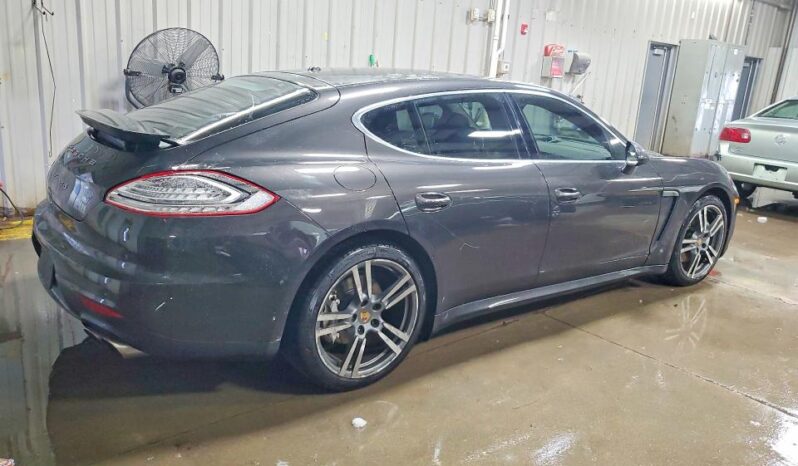 
								2015 Porsche Panamera full									