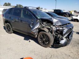 
										2022 Toyota Rav4 full									