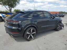 
										2024 Porsche Cayenne full									