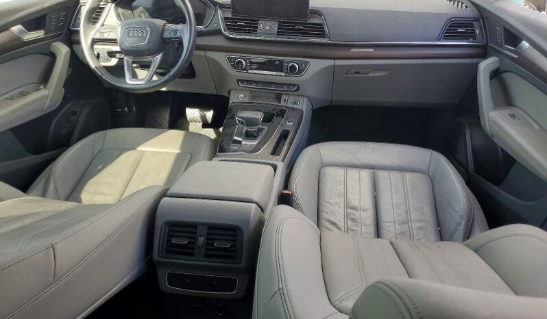
								2023 Audi Q5 full									