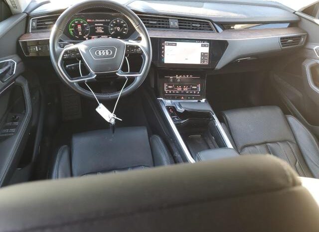 
								2019 Audi E-tron full									