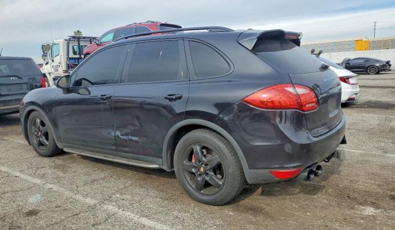 
								2014 Porsche Cayenne full									