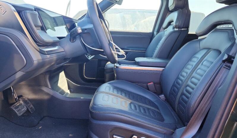 
								2025 Rivian R1s full									